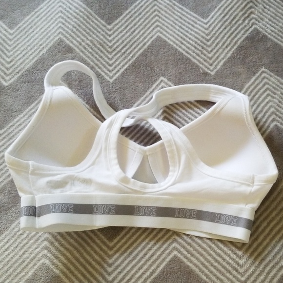 Bra - Picture 2 of 3